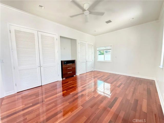 5639 Natick, Van Nuys, CA 91411