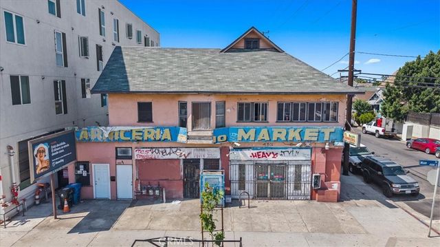 4501 S Main St, Los Angeles, CA 90037