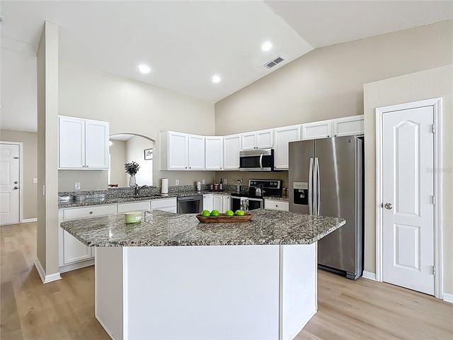 1639 SADDLEHORN DRIVE, Lakeland, FL 33810