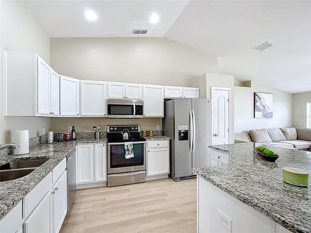 1639 SADDLEHORN DRIVE, Lakeland, FL 33810