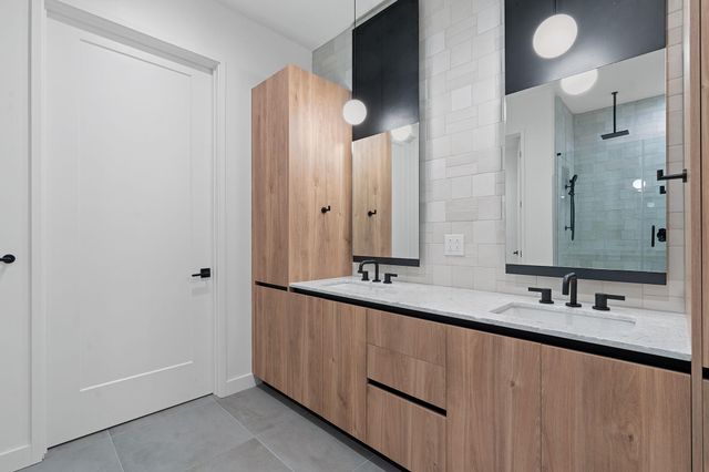 84 East Ave 4001, Austin, TX 78701