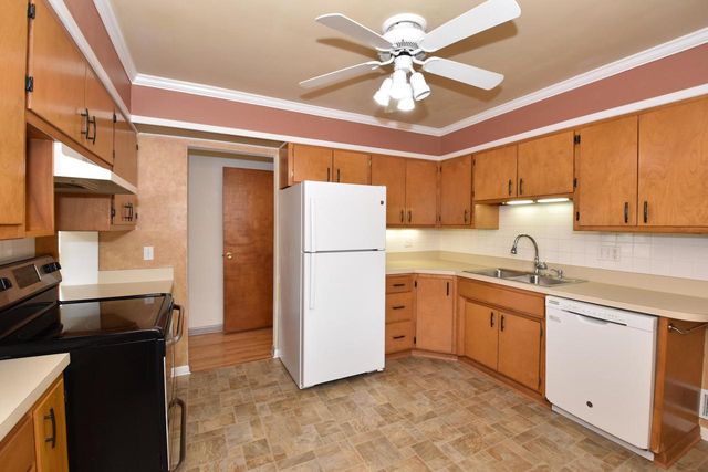 925 Virginia STREET, Racine, WI 53405