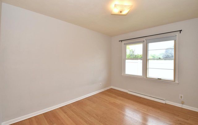 925 Virginia STREET, Racine, WI 53405