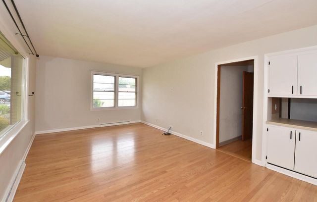 925 Virginia STREET, Racine, WI 53405