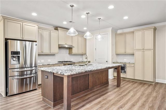 1011 Towneship Way, Roswell, GA 30075