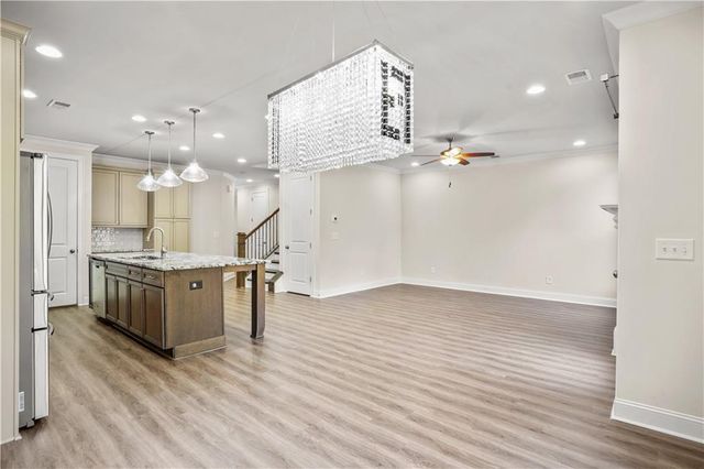 1011 Towneship Way, Roswell, GA 30075