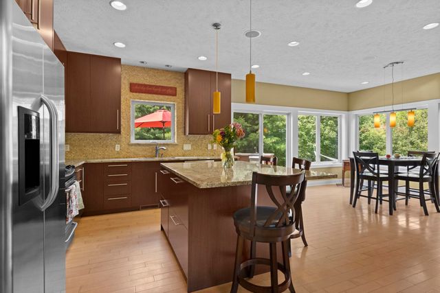 9255 E Grace Drive, Elmwood Twp, MI 49621