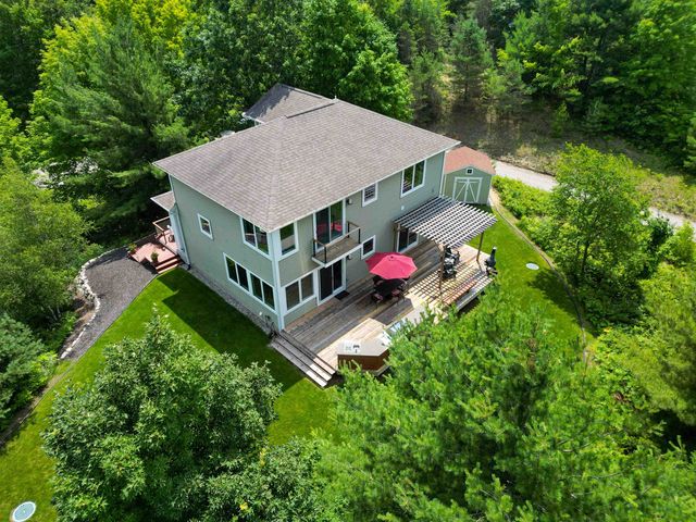 9255 E Grace Drive, Elmwood Twp, MI 49621