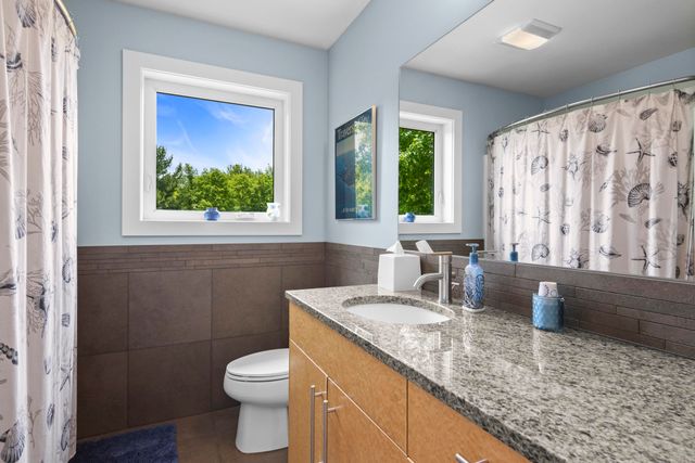 9255 E Grace Drive, Elmwood Twp, MI 49621