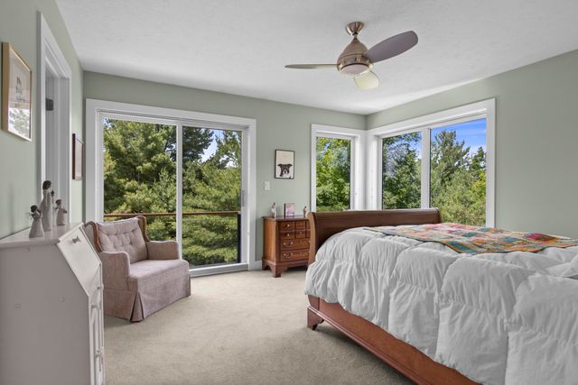 9255 E Grace Drive, Elmwood Twp, MI 49621