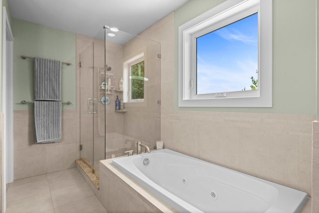 9255 E Grace Drive, Elmwood Twp, MI 49621