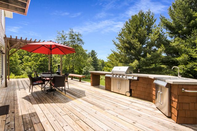 9255 E Grace Drive, Elmwood Twp, MI 49621