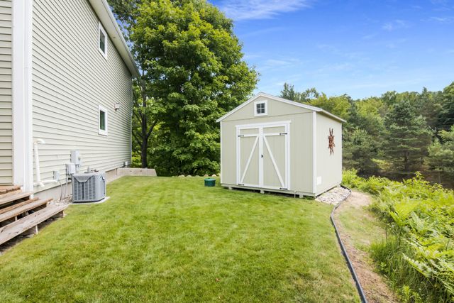 9255 E Grace Drive, Elmwood Twp, MI 49621