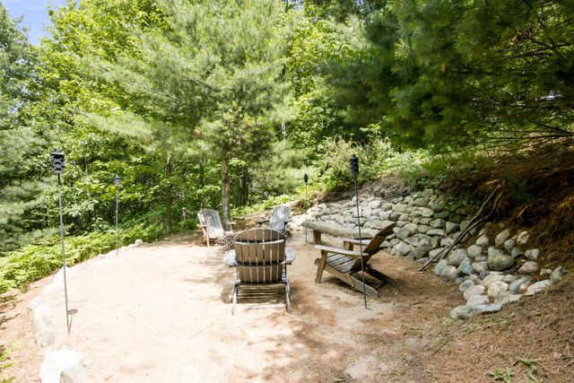 9255 E Grace Drive, Elmwood Twp, MI 49621