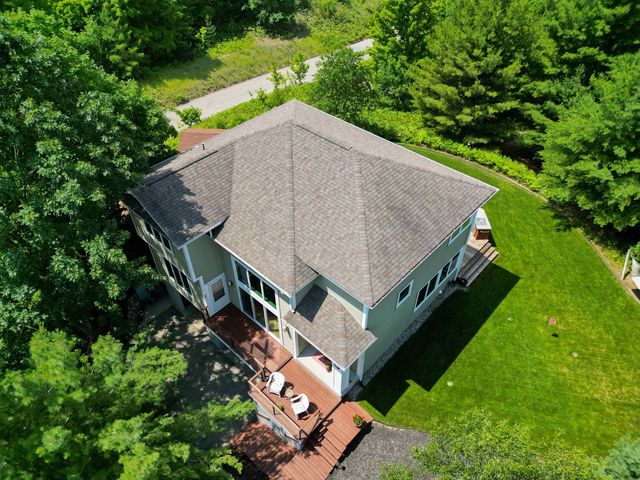 9255 E Grace Drive, Elmwood Twp, MI 49621