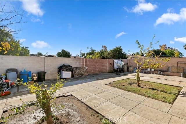 231 W 24th Street, San Bernardino, CA 92405