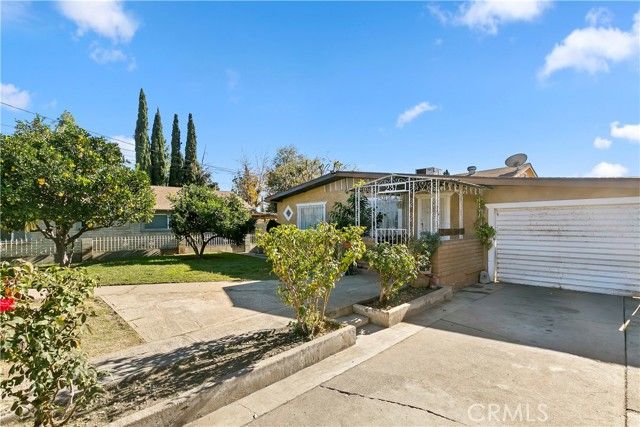 231 W 24th Street, San Bernardino, CA 92405