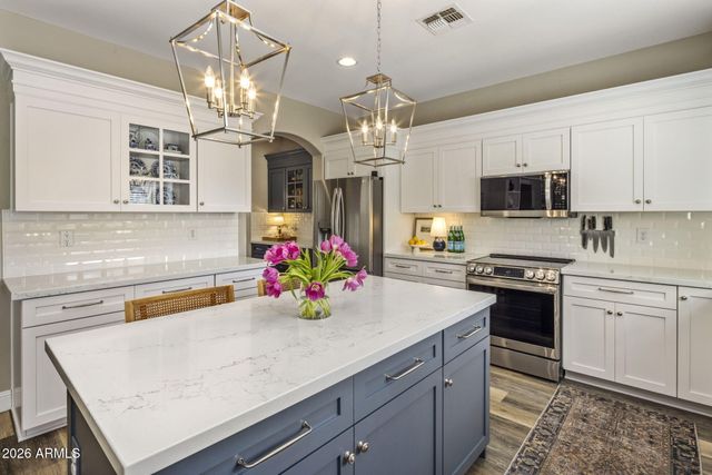 4307 E VISTA BONITA Drive, Phoenix, AZ 85050