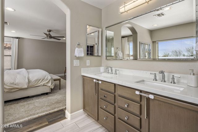 4307 E VISTA BONITA Drive, Phoenix, AZ 85050