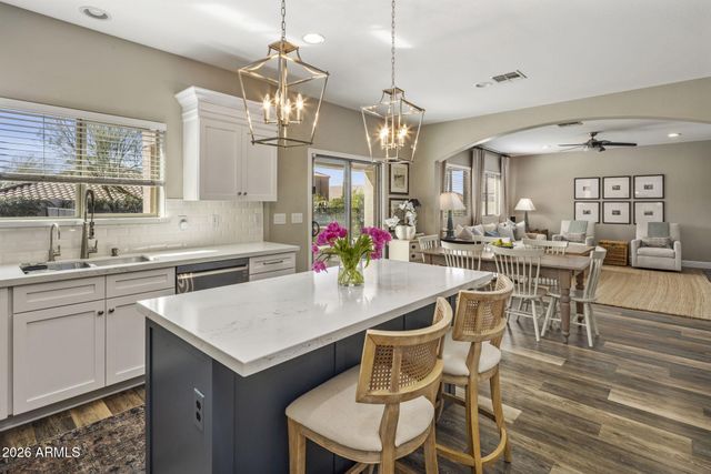 4307 E VISTA BONITA Drive, Phoenix, AZ 85050