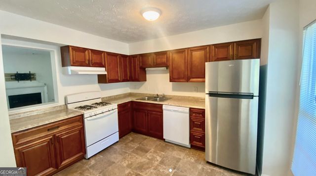 2944 Aspen Woods Entry, Doraville, GA 30360