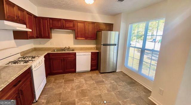 2944 Aspen Woods Entry, Doraville, GA 30360