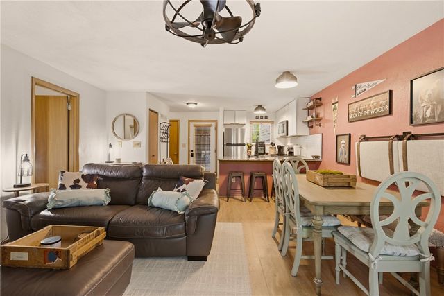 1142 Tanyard Lane, Hidden Valley, PA 15502
