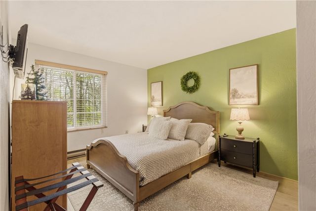 1142 Tanyard Lane, Hidden Valley, PA 15502