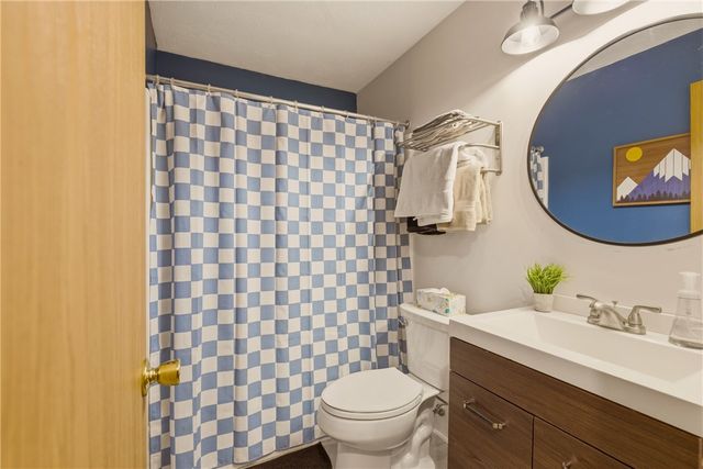 1142 Tanyard Lane, Hidden Valley, PA 15502