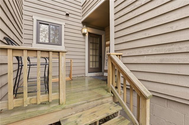 1142 Tanyard Lane, Hidden Valley, PA 15502