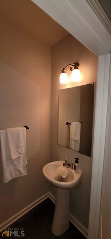 3433 SW Cascade Parc Boulevard, Atlanta, GA 30311