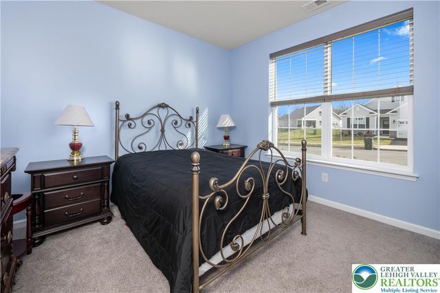 7945 Golden Lane, Lower Macungie Twp, PA 18031