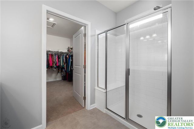 7945 Golden Lane, Lower Macungie Twp, PA 18031