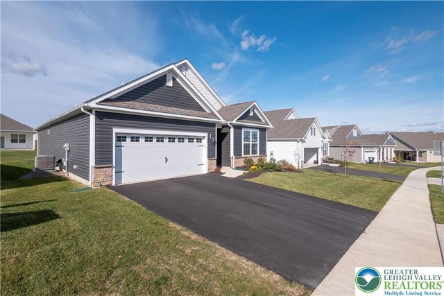 7945 Golden Lane, Lower Macungie Twp, PA 18031