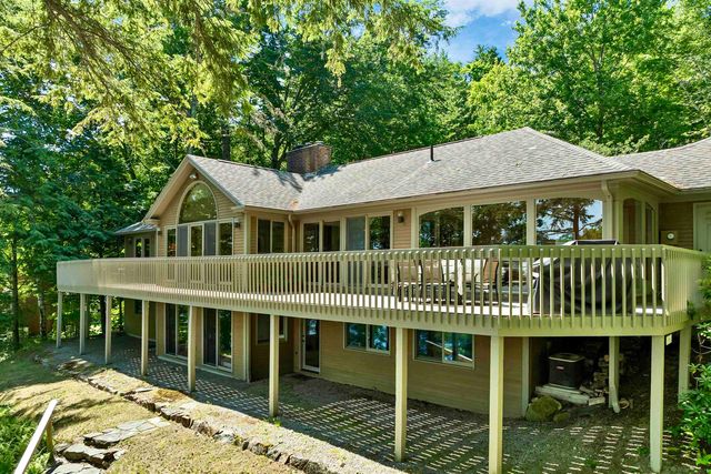 6 Wyanoke Gate Lane, Wolfeboro, NH 03894