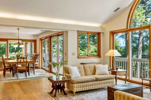 6 Wyanoke Gate Lane, Wolfeboro, NH 03894