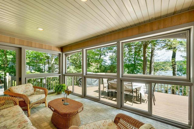 6 Wyanoke Gate Lane, Wolfeboro, NH 03894