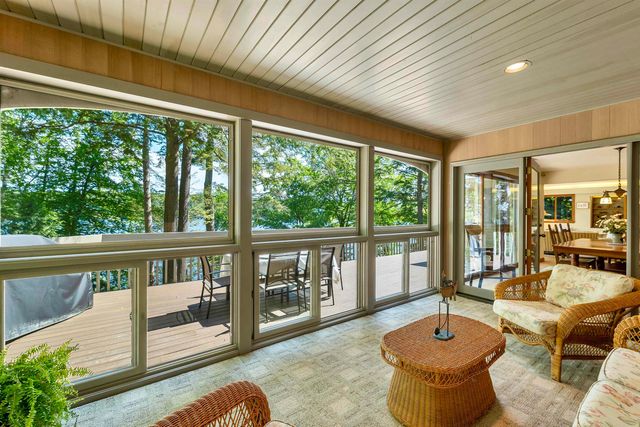 6 Wyanoke Gate Lane, Wolfeboro, NH 03894
