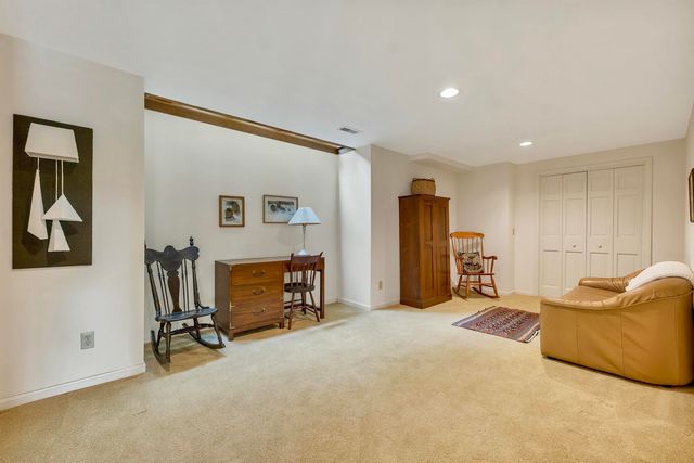 6 Wyanoke Gate Lane, Wolfeboro, NH 03894