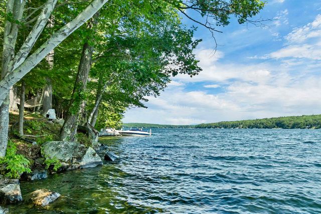 6 Wyanoke Gate Lane, Wolfeboro, NH 03894