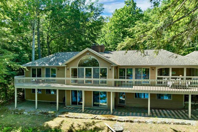 6 Wyanoke Gate Lane, Wolfeboro, NH 03894