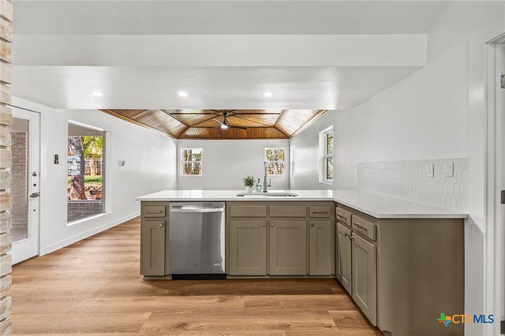 Image 14 of property listing at 1107 Morning Dove Trail, Copperas Cove, TX 76522