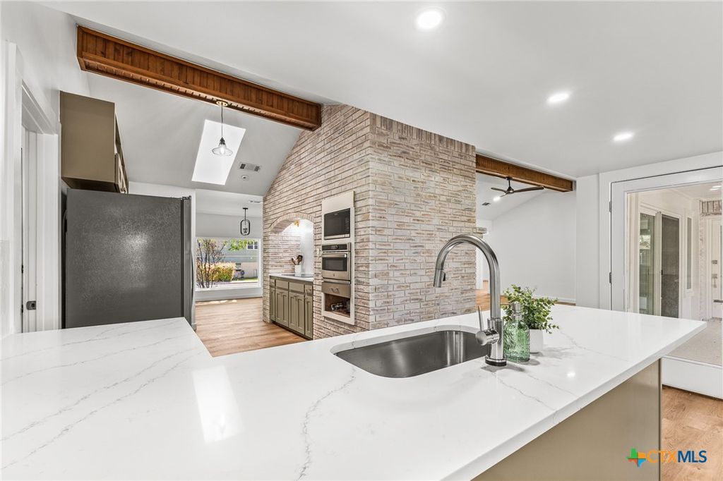 Image 16 of property listing at 1107 Morning Dove Trail, Copperas Cove, TX 76522