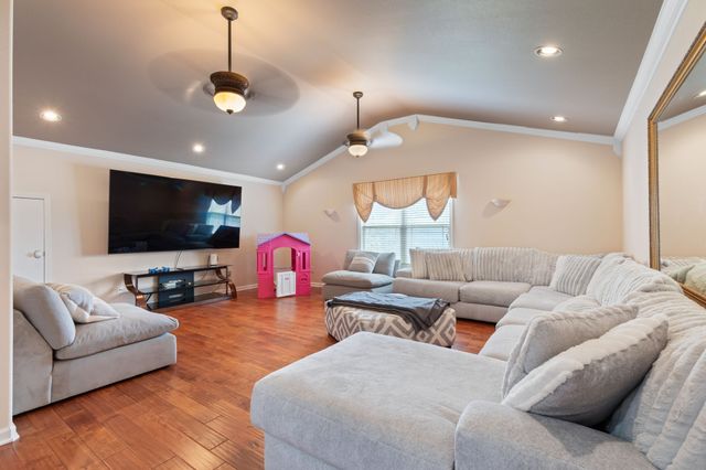 532 Johnstown Dr, Smyrna, TN 37167