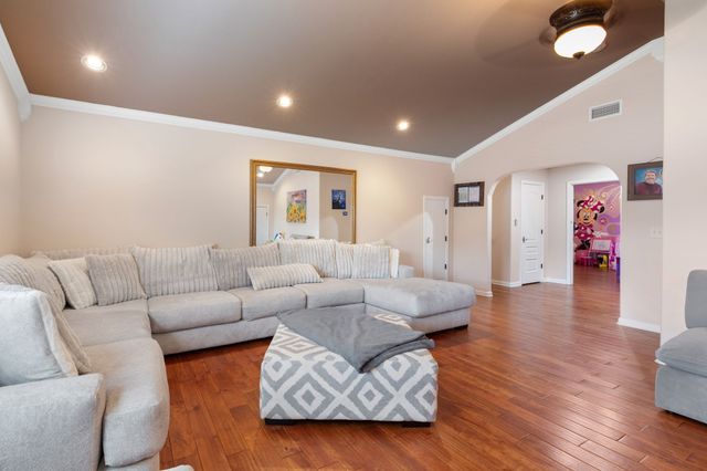 532 Johnstown Dr, Smyrna, TN 37167