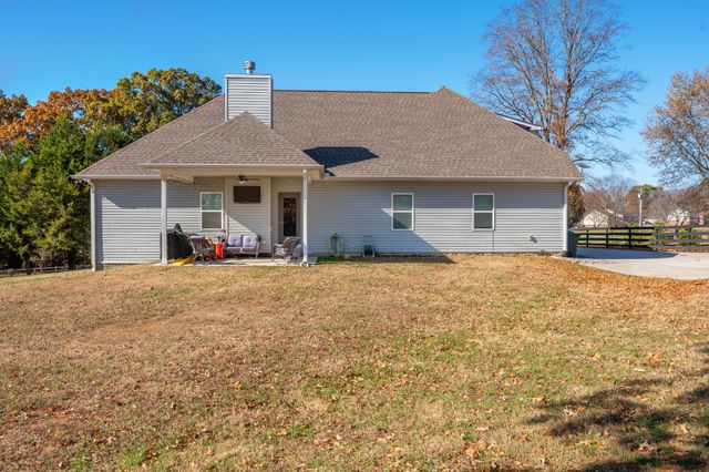 1835 Belotes Ferry Rd, Lebanon, TN 37087