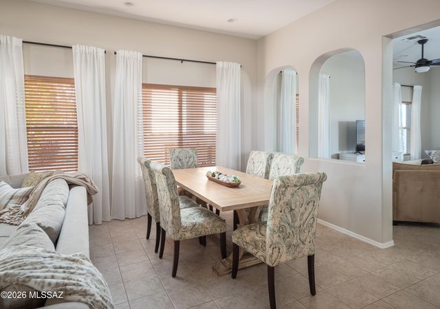 5374 W Winding Desert Drive, Marana, AZ 85658