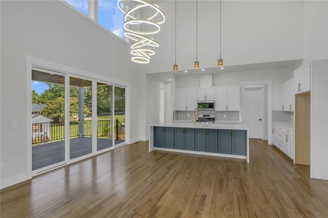 48 Village Crest Drive, Greenville, SC 29607