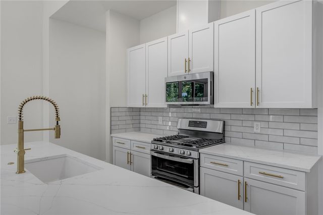 48 Village Crest Drive, Greenville, SC 29607