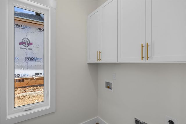 48 Village Crest Drive, Greenville, SC 29607